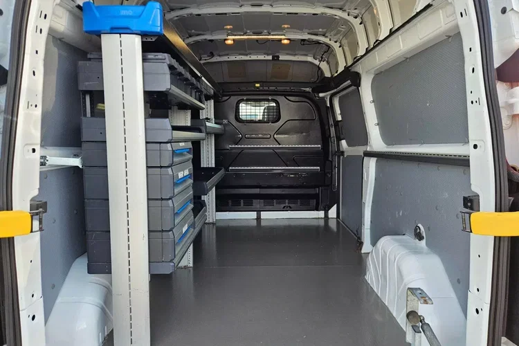 Ford transit-custom L2H2 72900zł NETTO Zabudowa warsztatowa 2.0TdCi/170KM zdjęcie 13