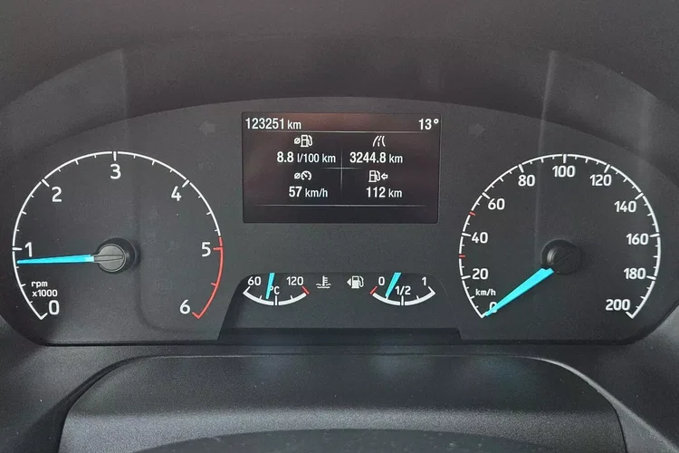 Ford transit-custom L2H2 72900zł NETTO Zabudowa warsztatowa 2.0TdCi/170KM zdjęcie 25