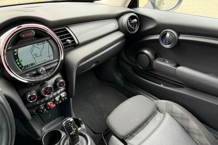 MINI Cooper Salon Polska II Właściel zdjęcie 16