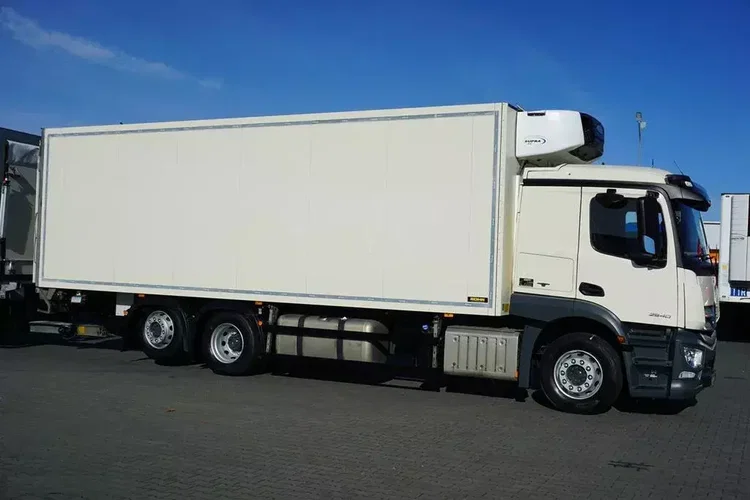 Mercedes ACTROS / 2540 / ACC / E 6 / ZESTAW PRZEJAZDOWY / CHŁODNIA + WINDA / 38 PALET zdjęcie 34