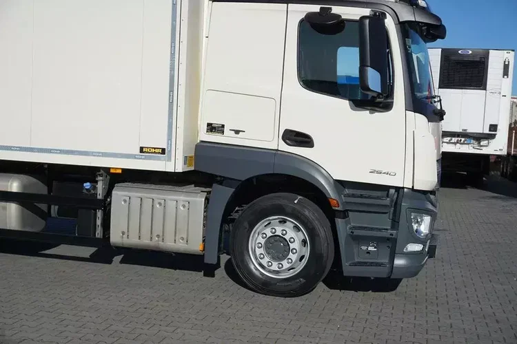 Mercedes ACTROS / 2540 / ACC / E 6 / ZESTAW PRZEJAZDOWY / CHŁODNIA + WINDA / 38 PALET zdjęcie 37