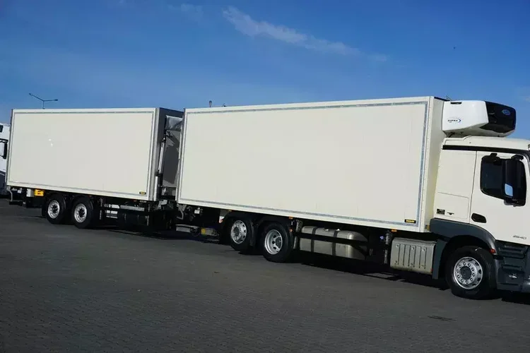Mercedes ACTROS / 2540 / ACC / E 6 / ZESTAW PRZEJAZDOWY / CHŁODNIA + WINDA / 38 PALET zdjęcie 4