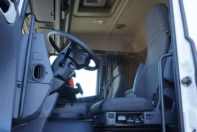 Scania G 490 / EURO 6 / CHŁODNIA + WINDA / 23 PALETY / OŚ SKRĘTNA zdjęcie 7