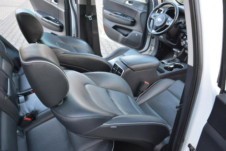 Sportage Biała Perła JBL Panorama Radar ACC Skóry Ledy 4wd Wentylacja ASO KIA zdjęcie 18