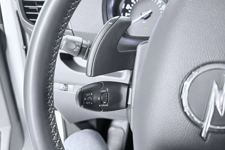 Opel Vivaro 2.0 Diesel 122KM L4H1 Exclusive AppleCar KeyLess Automat F-VAT zdjęcie 46