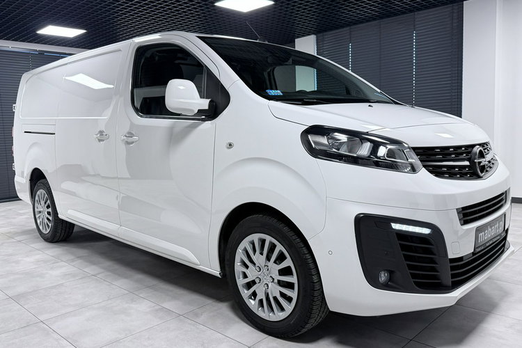 Opel Vivaro 2.0 Diesel 122KM L4H1 Exclusive AppleCar KeyLess Automat F-VAT zdjęcie 5
