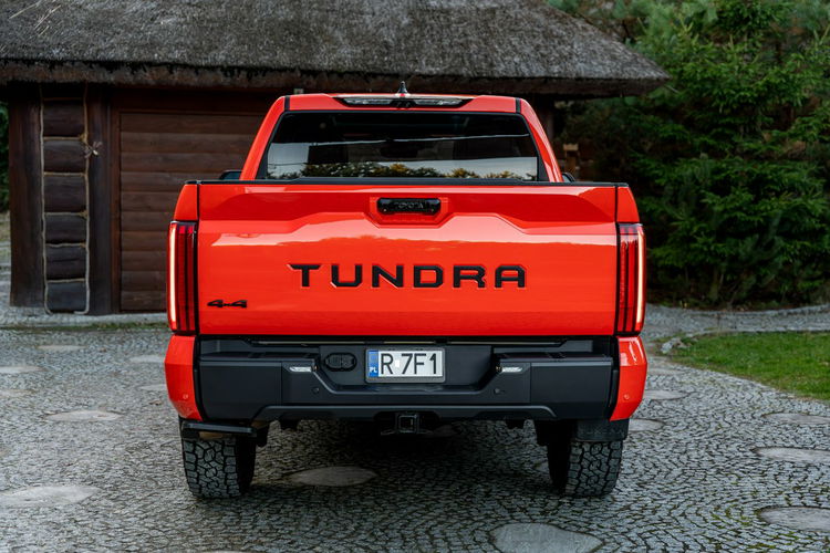 Toyota Tundra TRD Limited / Hybrid i-Force MAX / Webasto / Full opcja / Bezwypadkowy zdjęcie 38