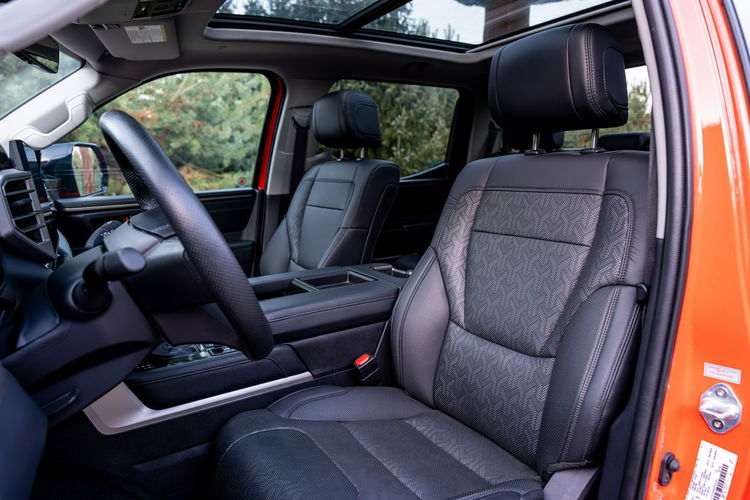 Toyota Tundra TRD Limited / Hybrid i-Force MAX / Webasto / Full opcja / Bezwypadkowy zdjęcie 46