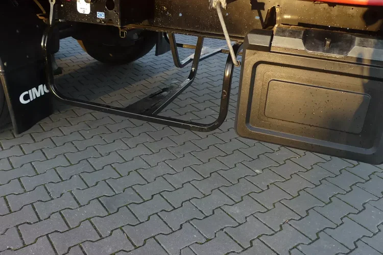 FIRANKA / OŚ PODNOSZONA / PALECIARA / STANDARD / zdjęcie 16