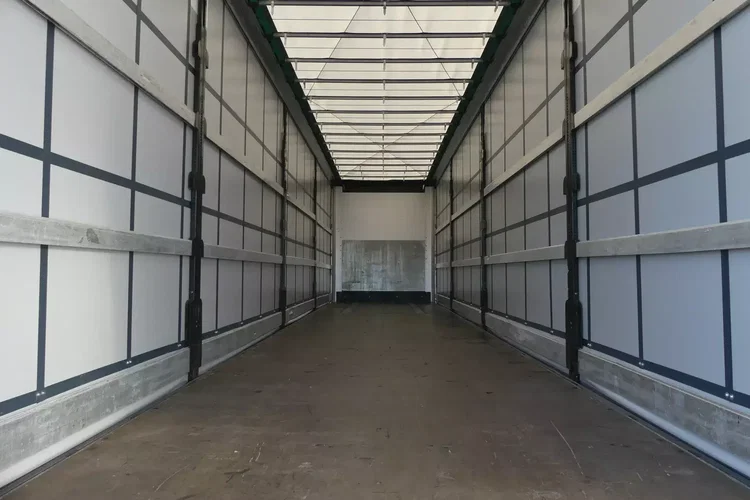 Wielton MEGA / FIRANKA / OŚ PODNOSZONA / DACH PODNOSZONY / zdjęcie 21