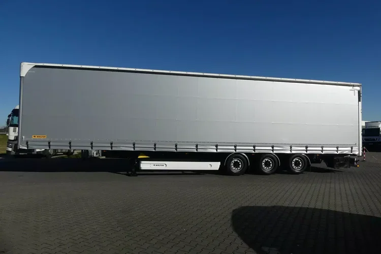 Wielton MEGA / FIRANKA / OŚ PODNOSZONA / DACH PODNOSZONY / zdjęcie 4