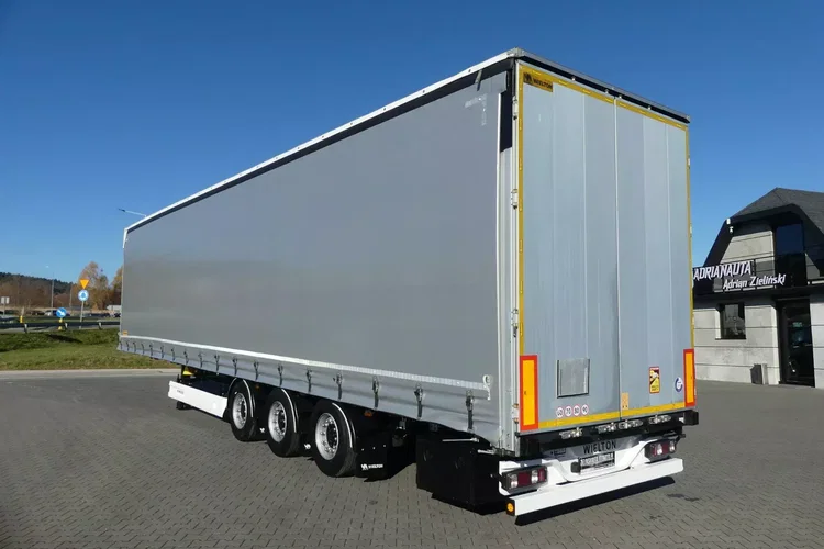 Wielton MEGA / FIRANKA / OŚ PODNOSZONA / DACH PODNOSZONY / zdjęcie 6