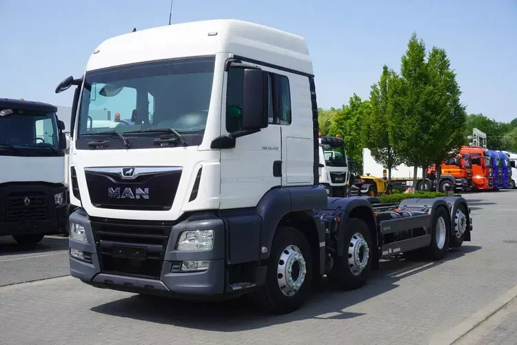 MAN TGS 35.420 8×2 / Rama 6.4 m / 3 osie skrętne zdjęcie 2