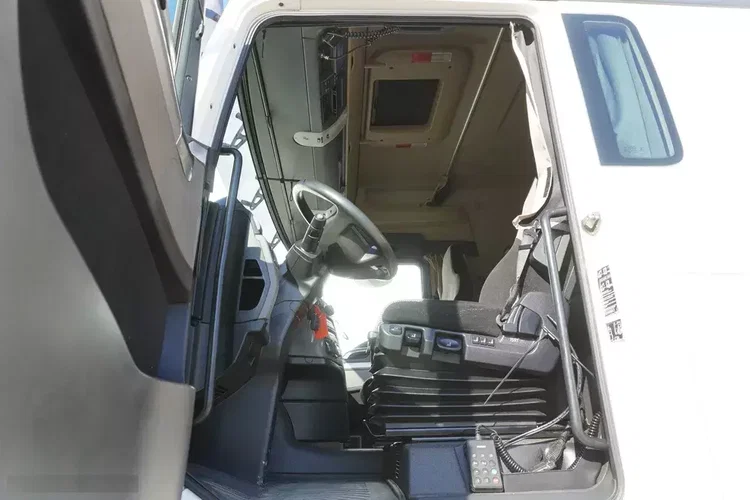 MAN TGX 26.500 6x2 E6 / NOWA Zabudowa laweta 8.75 m / oś skrętna zdjęcie 18