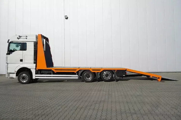 MAN TGX 26.500 6x2 E6 / NOWA Zabudowa laweta 8.75 m / oś skrętna zdjęcie 4