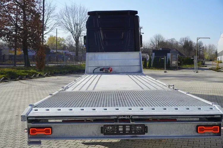 Mercedes Actros 1840 E6 4×2 / NOWA zabudowa Laweta 9.25 m / Kabina salonka zdjęcie 14