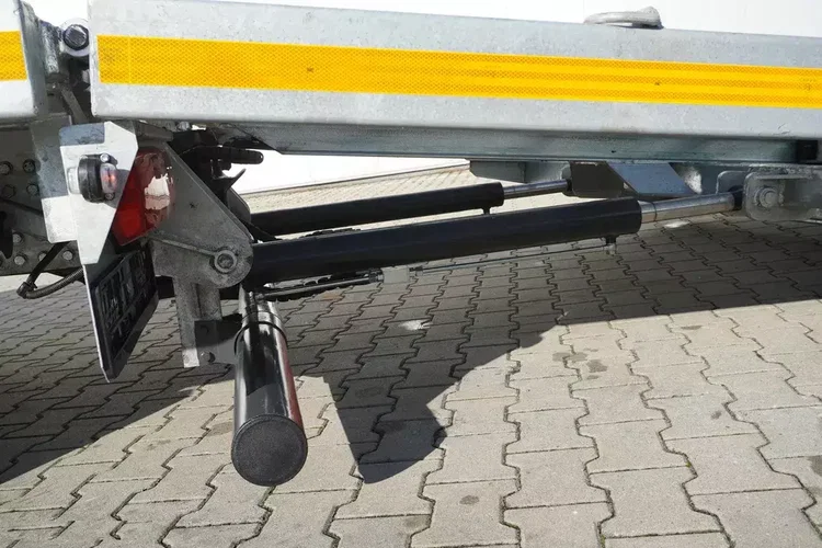 Mercedes Actros 1840 E6 4×2 / NOWA zabudowa Laweta 9.25 m / Kabina salonka zdjęcie 16