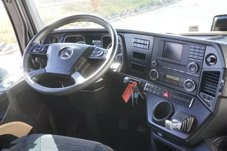 Mercedes Actros 1840 E6 4×2 / NOWA zabudowa Laweta 9.25 m / Kabina salonka zdjęcie 23