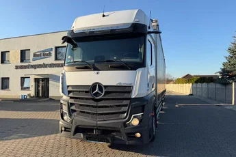 Mercedes ACTROS 1845 Zestaw przestrzenny przejazdowy120m3