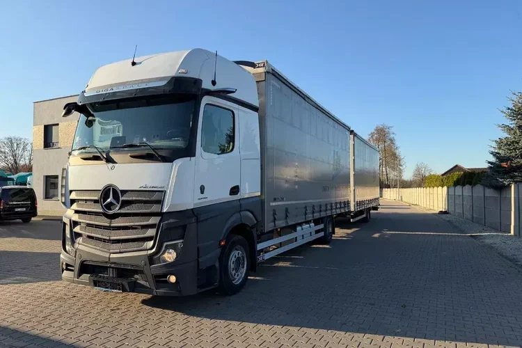 Mercedes ACTROS 1845 Zestaw przestrzenny przejazdowy120m3 zdjęcie 2