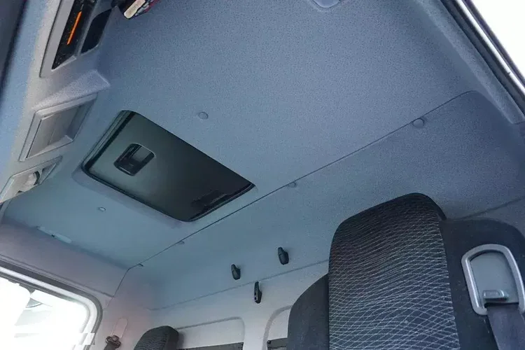 Mercedes ATEGO / 1223 / ACC / EURO 6 / CHŁODNIA + WINDA / MULTITEMPERATURA zdjęcie 17