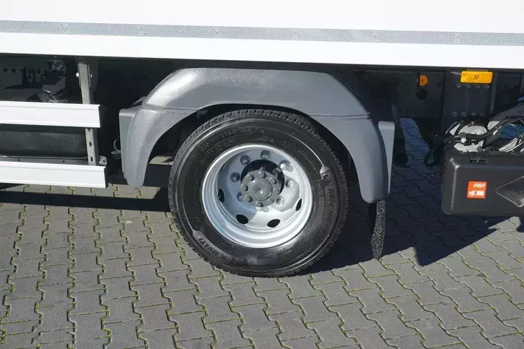 Mercedes ATEGO / 1223 / ACC / EURO 6 / CHŁODNIA + WINDA / MULTITEMPERATURA zdjęcie 19