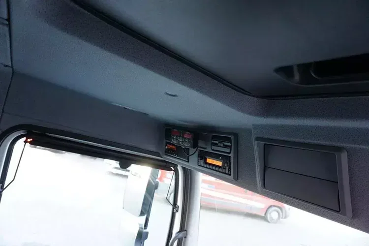 Mercedes ATEGO / 1223 / ACC / EURO 6 / CHŁODNIA + WINDA / MULTITEMPERATURA zdjęcie 27