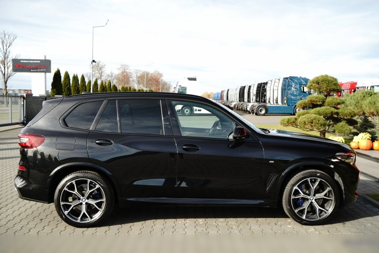 BMW X5 xDrive30d / 2022 ROK / 4X4 / M-PAKIET / POLSKI SALON / zdjęcie 19