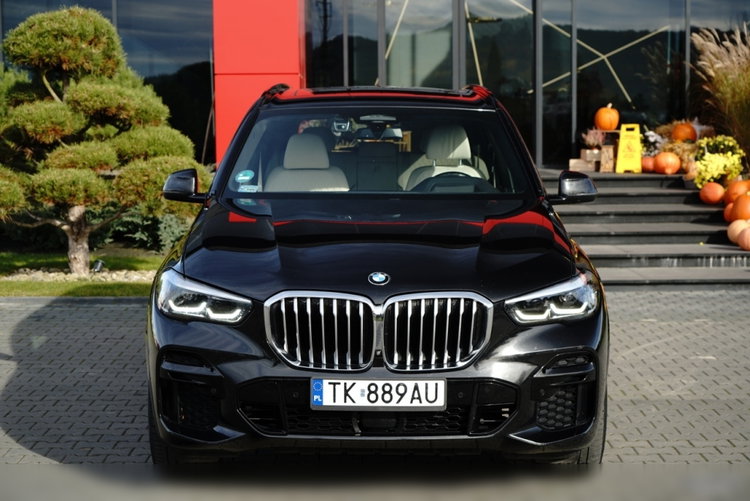 BMW X5 xDrive30d / 2022 ROK / 4X4 / M-PAKIET / POLSKI SALON / zdjęcie 5