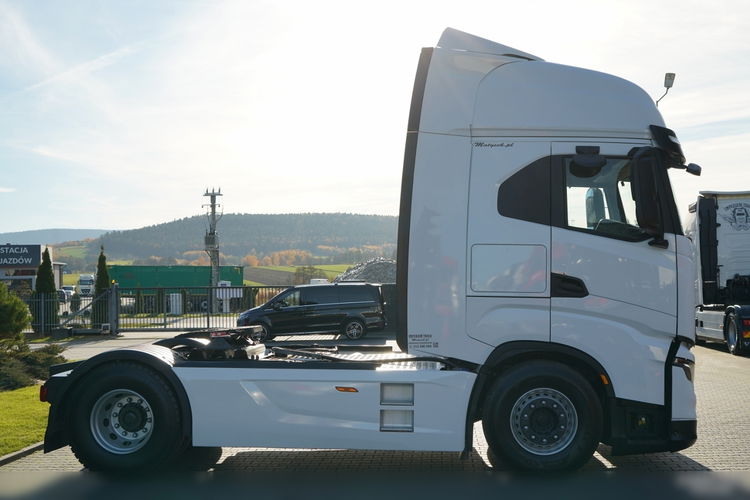 Iveco S-WAY 510 / RETARDER / HYDRAULIKA / KLIMA POSTOJOWA / OPONY 100%  zdjęcie 9