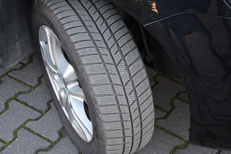 Volkswagen Caddy DSG Duża Navi Kamera Klimatronic Relingi Oryginał z Niemiec zdjęcie 31