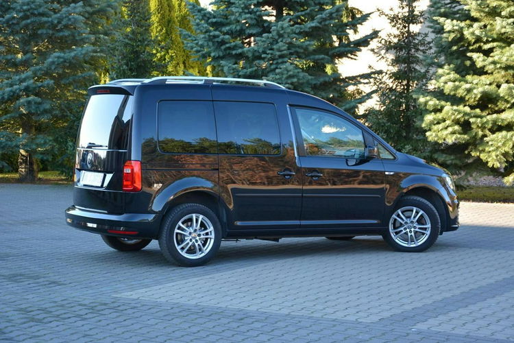 Volkswagen Caddy DSG Duża Navi Kamera Klimatronic Relingi Oryginał z Niemiec zdjęcie 5