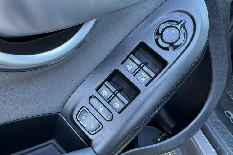 Fiat 500x Klimatronic 2-strefowy, Bluetooth, Alu, 4x Ele szyby, Ele lusterka zdjęcie 16
