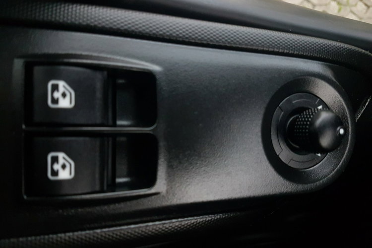 Iveco Daily 6EP CHŁODNIA MROŹNIA IZOTERMA AGREGAT THERMO KING V-200 MAX GRZANIE zdjęcie 10