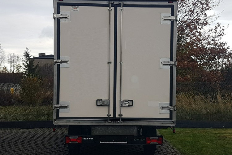 Iveco Daily 6EP CHŁODNIA MROŹNIA IZOTERMA AGREGAT THERMO KING V-200 MAX GRZANIE zdjęcie 17