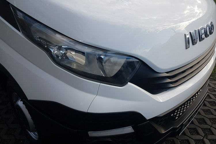 Iveco Daily 6EP CHŁODNIA MROŹNIA IZOTERMA AGREGAT THERMO KING V-200 MAX GRZANIE zdjęcie 32