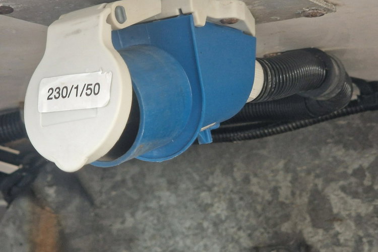 Iveco Daily 6EP CHŁODNIA MROŹNIA IZOTERMA AGREGAT THERMO KING V-200 MAX GRZANIE zdjęcie 36