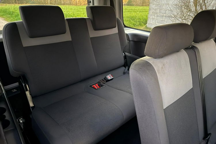 Volkswagen Caddy 2.0 MPI 109 KM MAXI 7 osobowy Zarejestrowany zdjęcie 14