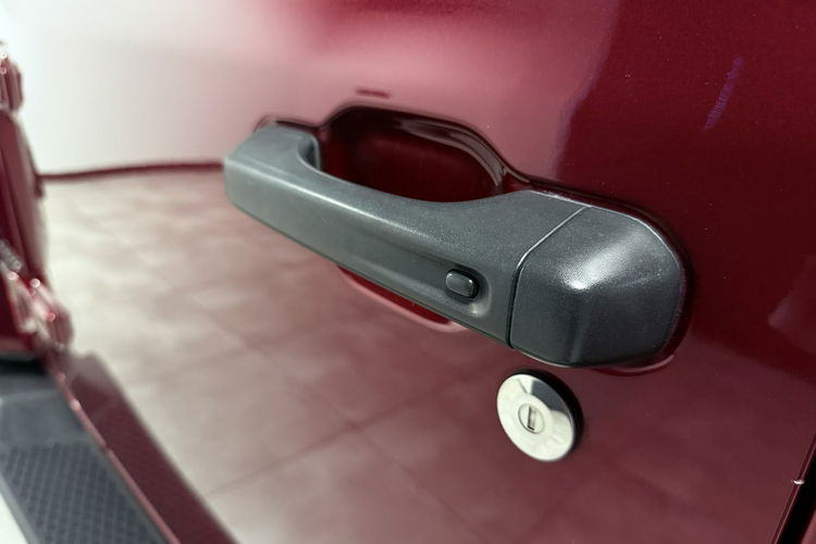 Jeep Wrangler 2.0 Turbo 272 KM RUBICON 80th Reduktor 4x4 Full LED Keyless zdjęcie 15