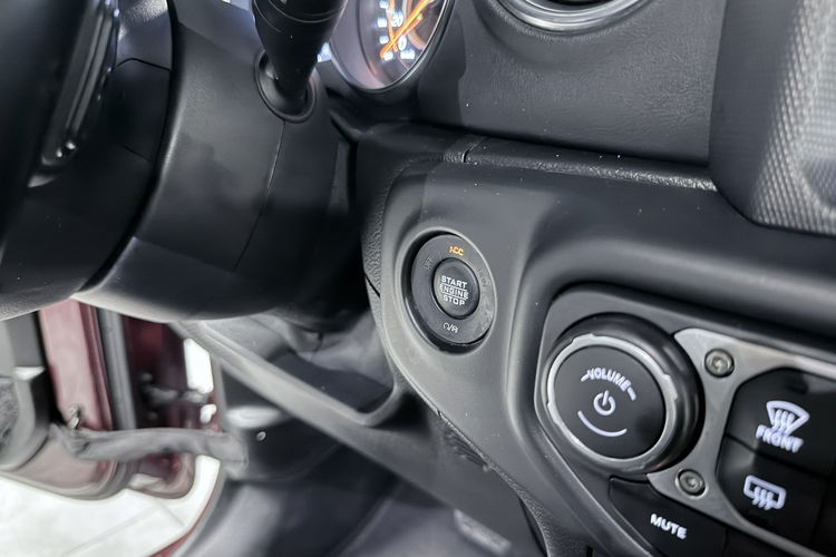 Jeep Wrangler 2.0 Turbo 272 KM RUBICON 80th Reduktor 4x4 Full LED Keyless zdjęcie 23