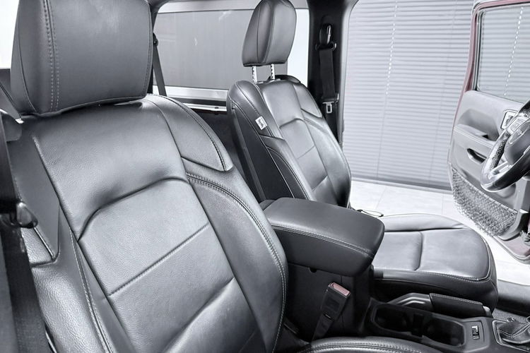 Jeep Wrangler 2.0 Turbo 272 KM RUBICON 80th Reduktor 4x4 Full LED Keyless zdjęcie 28