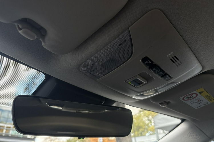 Toyota Corolla 1.8 Hybrid COMFORT TECH, salon Polska, gwarancja, FV23% zdjęcie 29