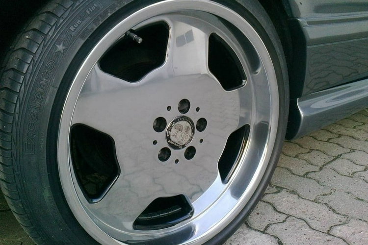 S 500 Mercedes-Benz S 500 W126 klasyk Benzyna 4971 cm³ 252 KM  zdjęcie 11