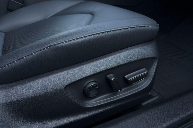 Toyota Camry 2.5 HSD EXECUTIVE, gwarancja, FV23%, salon PL zdjęcie 17