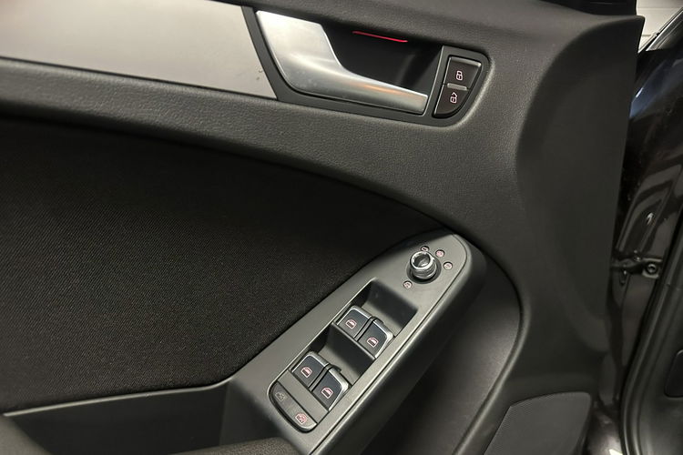 A4 Audi A4 B8 2.0 TDI 177KM Lift Xenon Led Navi WEBASTO Po Opłatach zdjęcie 19