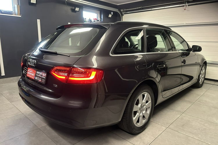 A4 Audi A4 B8 2.0 TDI 177KM Lift Xenon Led Navi WEBASTO Po Opłatach zdjęcie 4