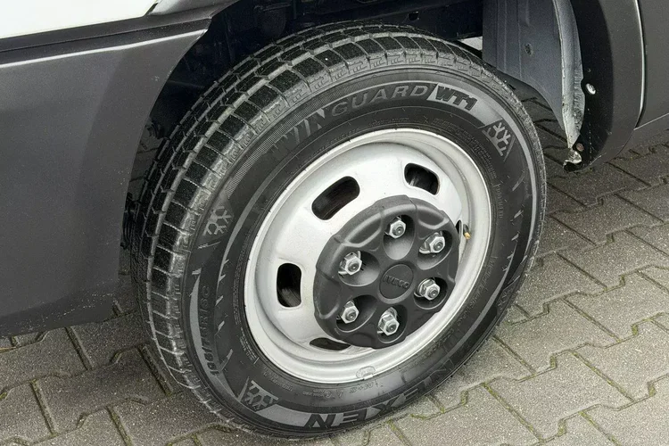 Iveco Daily 35C16 V zdjęcie 2