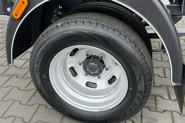 Iveco Daily 35C16 V zdjęcie 5