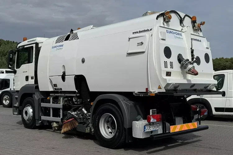 MAN TGS 18.320BUCHER OPTIFANT 8000 Zamiatarka Uliczna Euro 6 zdjęcie 24