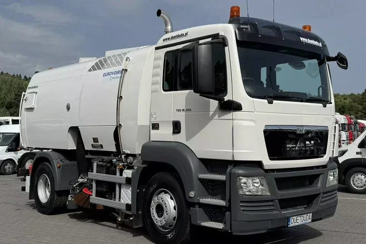 MAN TGS 18.320BUCHER OPTIFANT 8000 Zamiatarka Uliczna Euro 6 zdjęcie 7